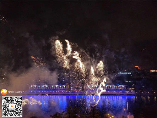 万人齐聚岐江河畔享受烟花盛宴,这个元宵很耀眼!