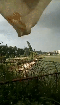 龙卷风跟进市气象台回复雷达确实监测到具体原因