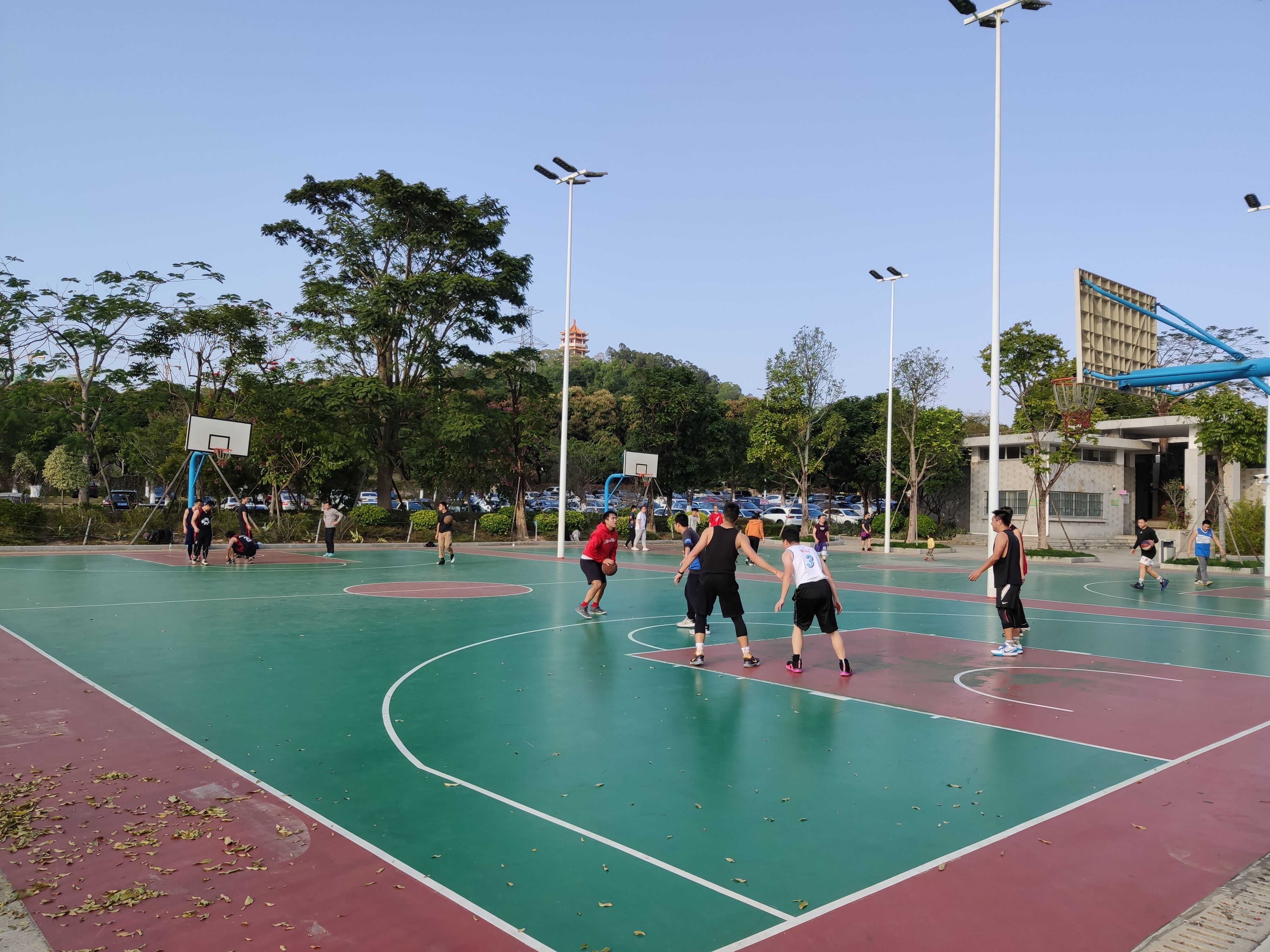 中山各露天体育场馆将逐渐开放街坊运动热情高涨