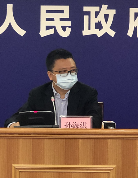 今天的发布会上,中国移动中山公司总经理孙海洪就疫情防控保障和5g