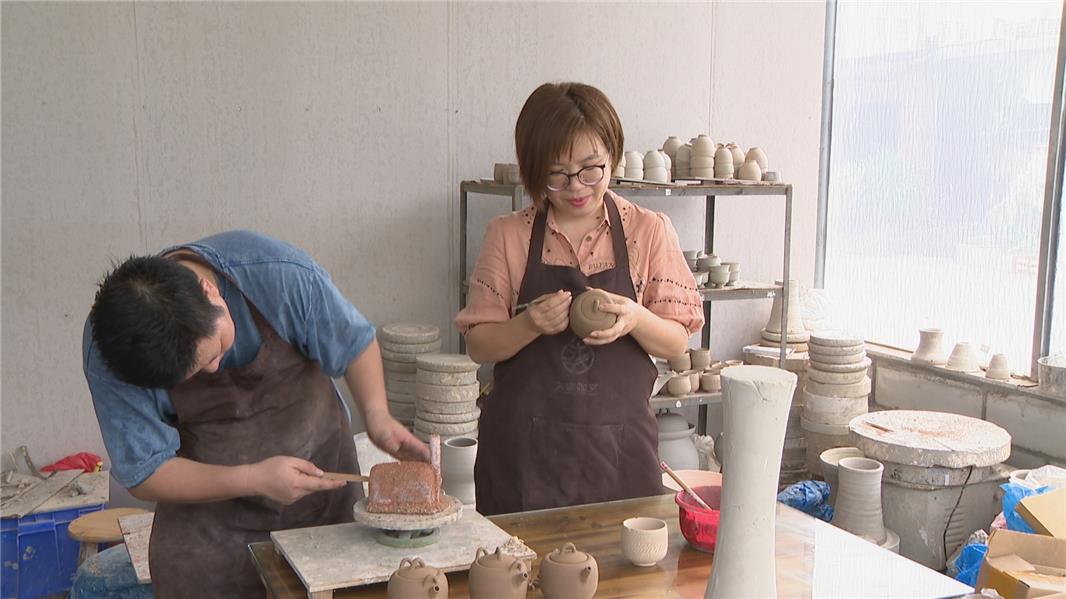 板芙非遗白溪瓷釉彩再现传统古朴神韵