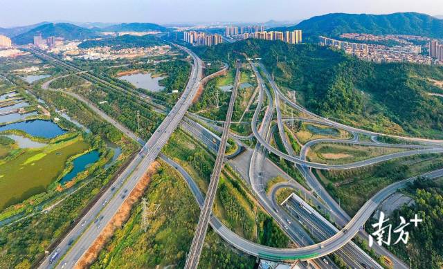 中山高速路网.南方 叶志文 摄