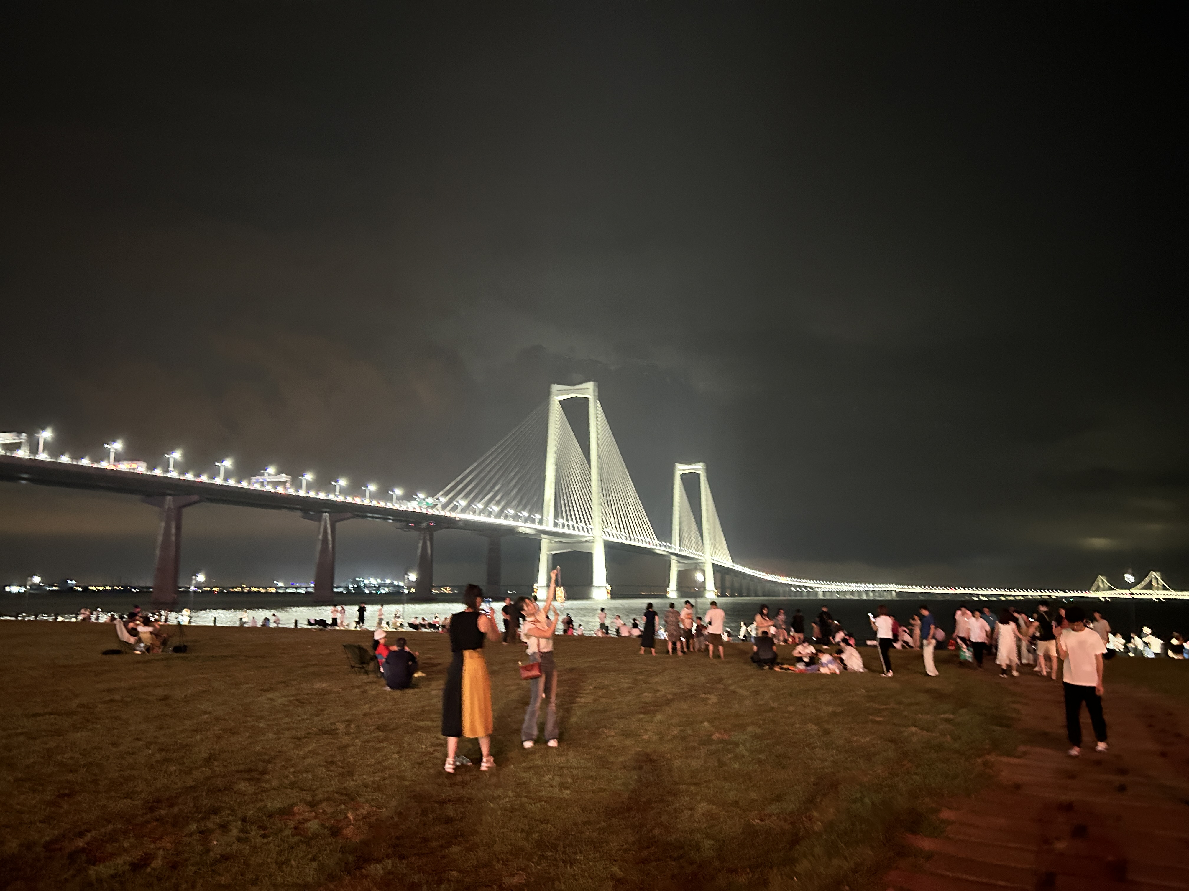 视频 | 与深中通道同框!马鞍岛中秋夜人气火爆